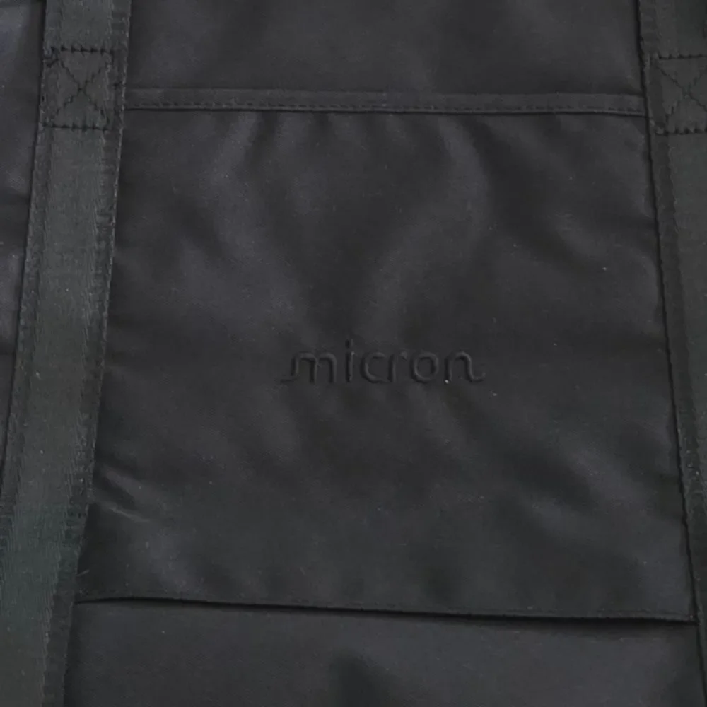 OGIO spacious zippered